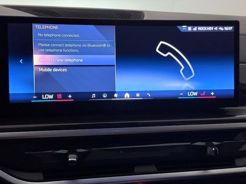 Used 2025 BMW X7 xDrive40i image 37