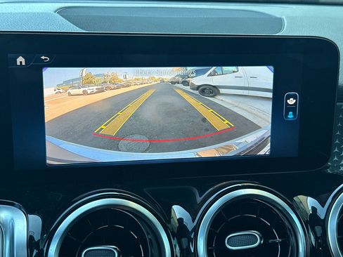 Certified 2026 Mercedes-Benz GLB 250 4MATIC image 21