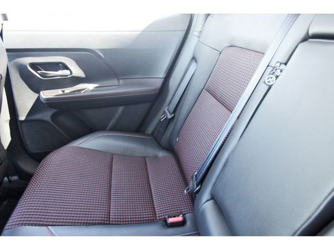 Certified 2025 Nissan Kicks SR image 14