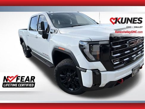 Used 2025 GMC Sierra 3500 AT4 w/ AT4 Premium Plus Package AWD/4WD image 1