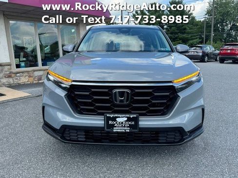 Used 2023 Honda CR-V LX image 2