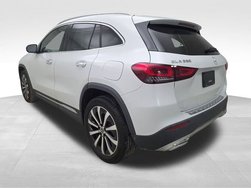 Used 2021 Mercedes-Benz GLA 250 GLA 250 image 7