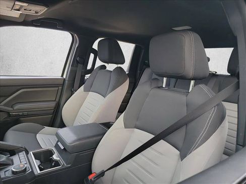 Used 2024 Toyota Tacoma TRD Sport image 13