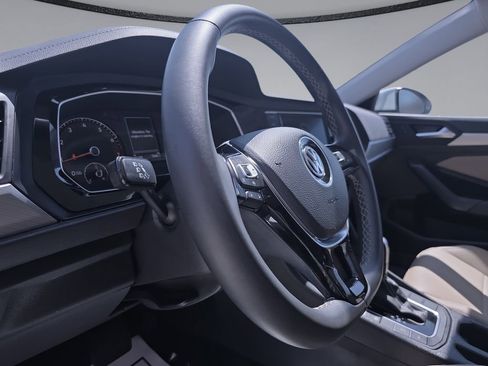 Used 2021 Volkswagen Jetta FWD image 16