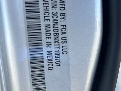 New 2026 Jeep Compass Latitude image 46