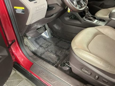 Used 2015 Hyundai Tucson SE image 15