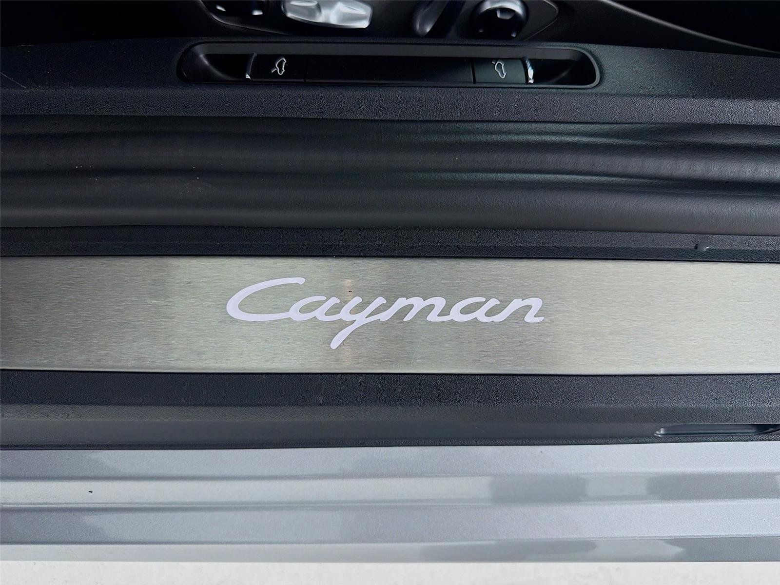 Used 2024 Porsche 718 Cayman w/ Premium Package RWD image 9