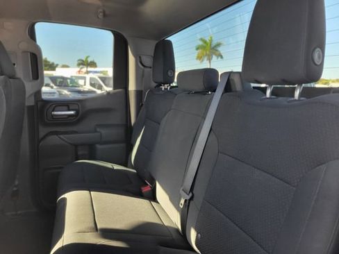 Used 2020 Chevrolet Silverado 1500 Custom w/ Custom Value Package image 8