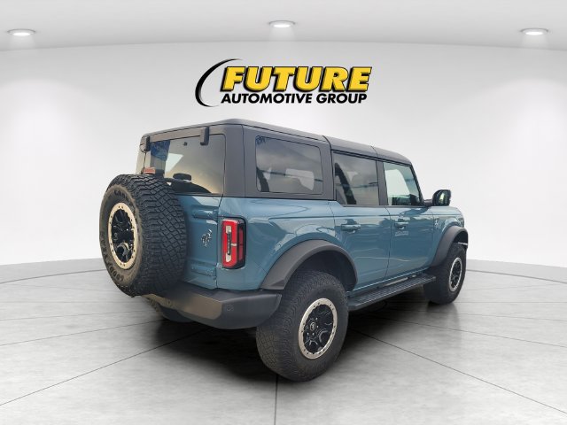 Used 2022 Ford Bronco Outer Banks w/ Sasquatch Package AWD/4WD image 3