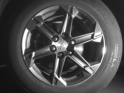 Used 2025 Chevrolet Blazer LT FWD image 12