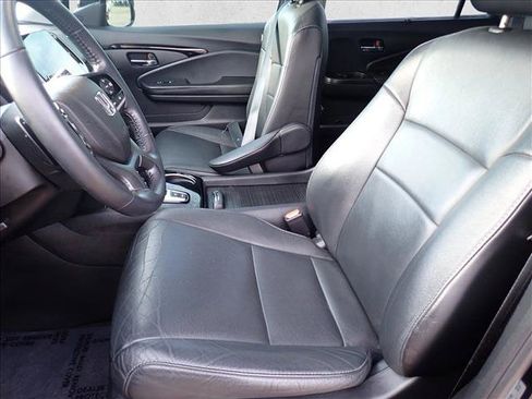Used 2021 Honda Pilot Touring image 15