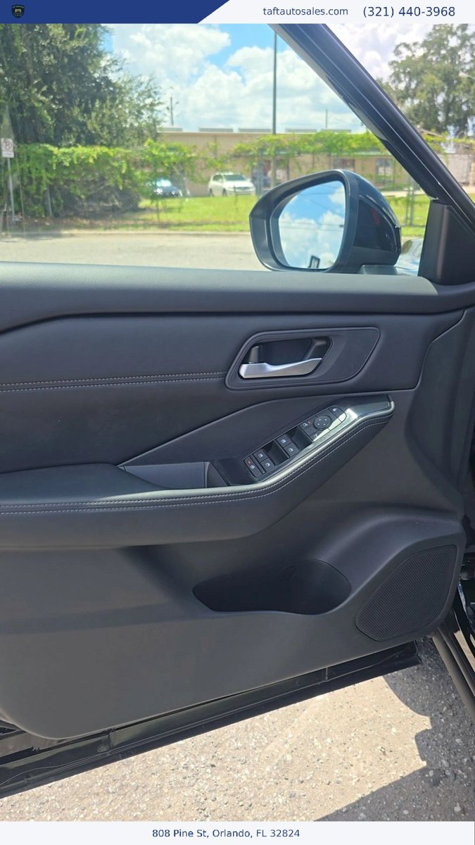 Used 2026 Nissan Rogue SL AWD/4WD image 19