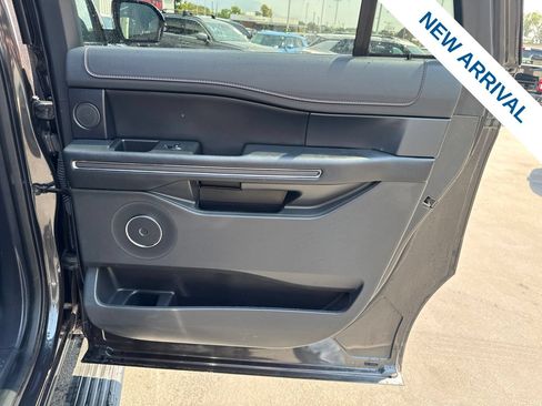 Used 2024 Ford Expedition Max Limited AWD/4WD image 12