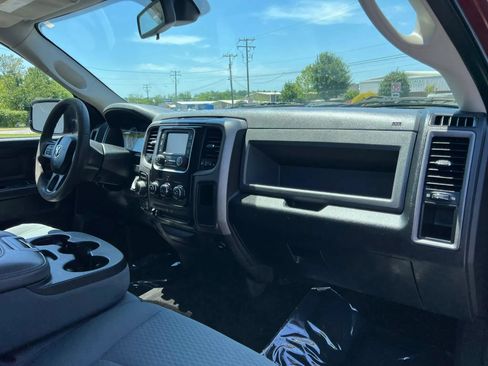 Used 2016 RAM 1500 Express AWD/4WD image 16