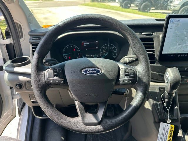 Used 2023 Ford Transit 250 Low Roof RWD image 17