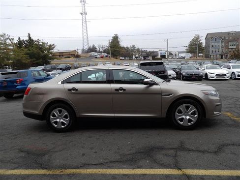 Used 2018 Ford Taurus Police Interceptor AWD image 6