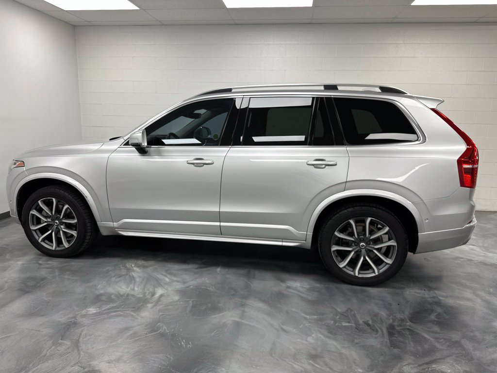 Used 2017 Volvo XC90 T6 Momentum w/ Vision Package AWD/4WD image 12