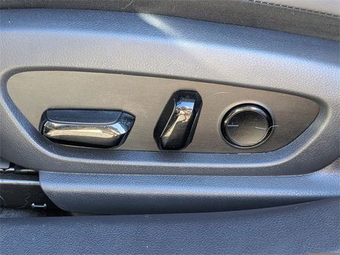 Used 2024 Lexus ES 350 w/ Premium Package image 20