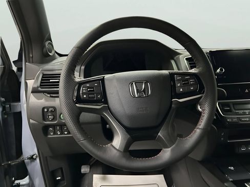 Certified 2026 Honda Ridgeline Black Edition image 16