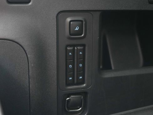 Used 2025 Ford Expedition Max Platinum image 22