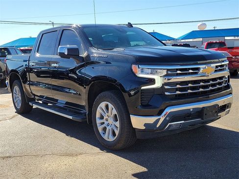 Used 2022 Chevrolet Silverado 1500 LTZ image 6