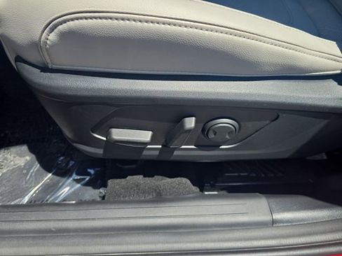 Certified 2024 Hyundai Tucson Limited AWD/4WD image 12