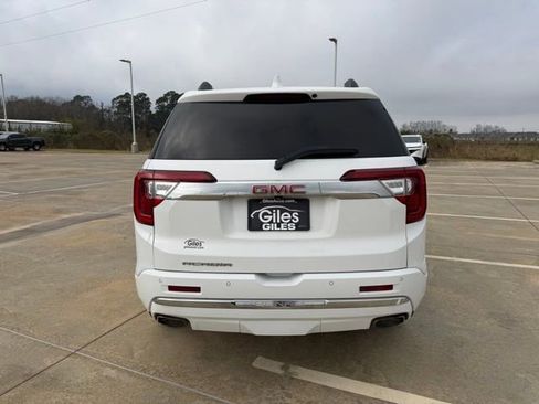 Used 2021 GMC Acadia Denali image 4