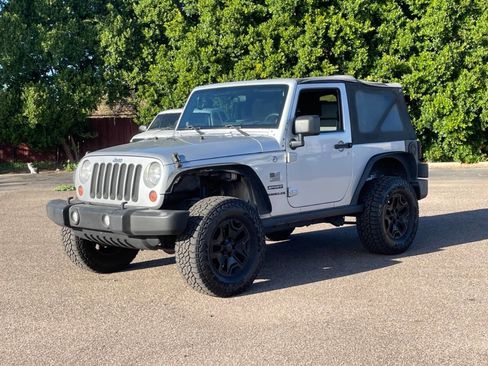 Used 2010 Jeep Wrangler Sport image 7