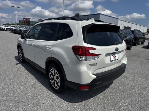 Used 2019 Subaru Forester Premium w/ All-Weather Package AWD/4WD image 24