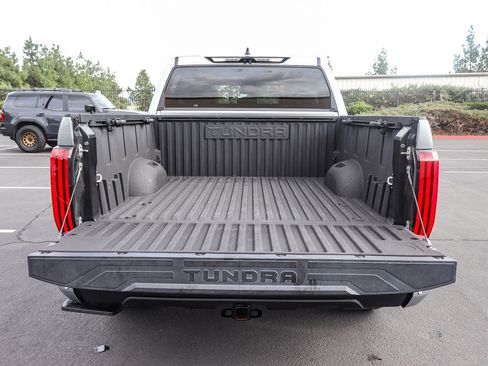 Used 2024 Toyota Tundra Limited AWD/4WD image 33