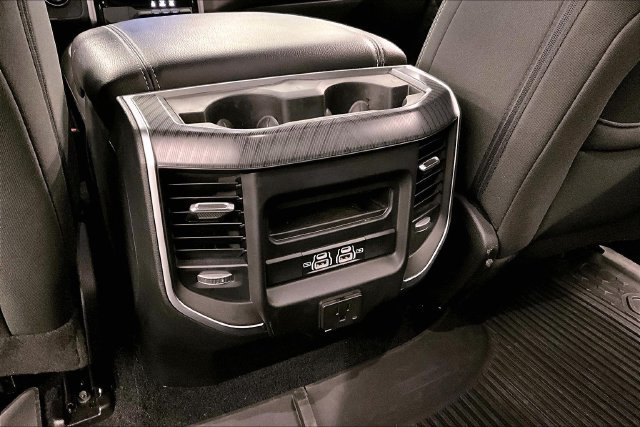 Used 2025 RAM 1500 Big Horn AWD/4WD image 32