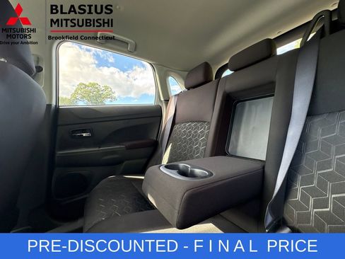 Used 2025 Mitsubishi Outlander Sport ES AWD/4WD image 35