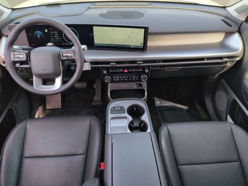 Used 2026 Hyundai Ioniq 9 Limited image 29