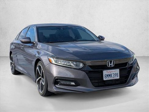 Used 2019 Honda Accord Sport image 3
