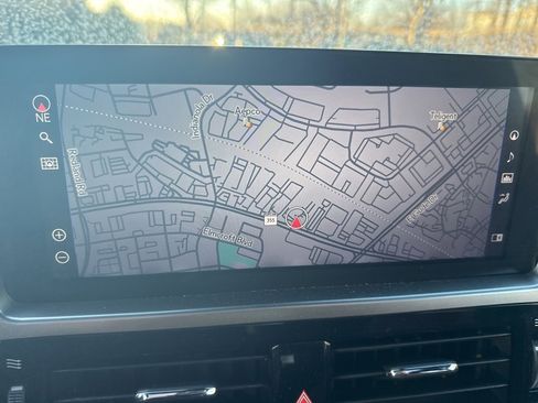 Used 2023 Lexus GX 460 Premium image 12