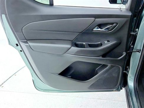 Certified 2023 Chevrolet Traverse LT image 29