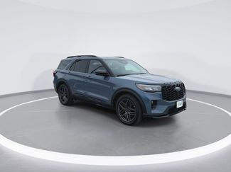 Used 2025 Ford Explorer ST w/ Sun And Sound Package video 2