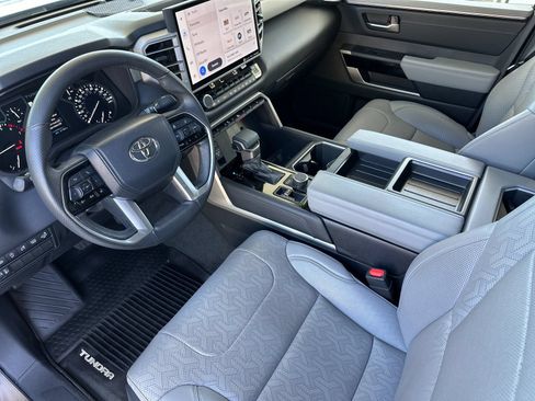Used 2023 Toyota Tundra Limited AWD/4WD image 10