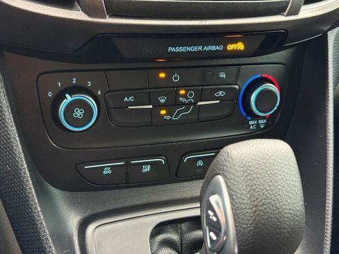 Used 2023 Ford Transit Connect XL image 21