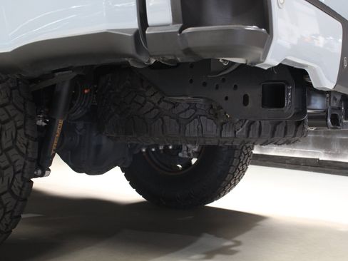 Used 2024 Ford F250 Platinum w/ Tremor Off-Road Package AWD/4WD image 27