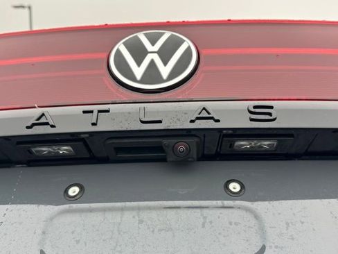 New 2026 Volkswagen Atlas Cross Sport SEL R-Line AWD/4WD image 16