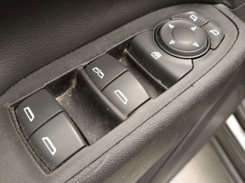 Used 2019 Chevrolet Equinox LT image 27