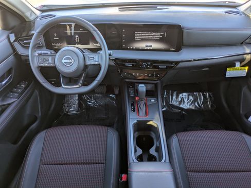 New 2026 Nissan Kicks SR w/ Cold Weather Package AWD/4WD image 10