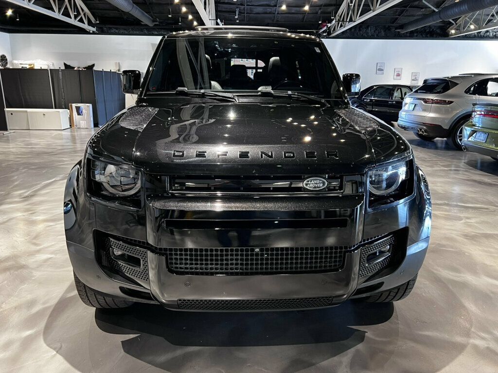 Used 2023 Land Rover Defender 130 SE AWD/4WD image 8
