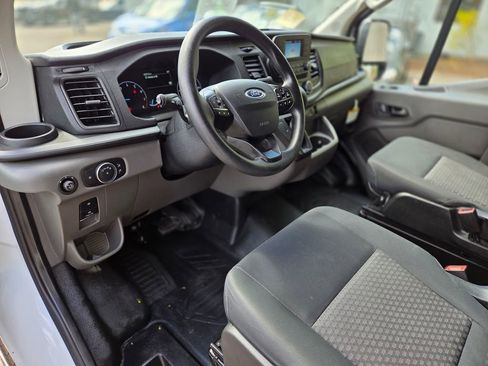 Used 2025 Ford Transit 250 Low Roof w/ Exterior Upgrade Package RWD image 13
