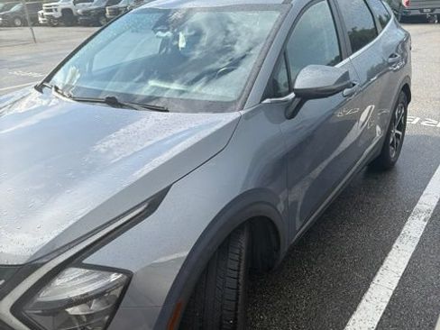 Used 2023 Kia Sportage EX FWD image 14
