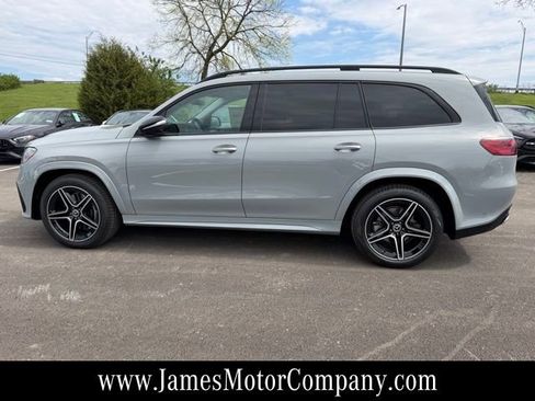 New 2026 Mercedes-Benz GLS 450 4MATIC image 10