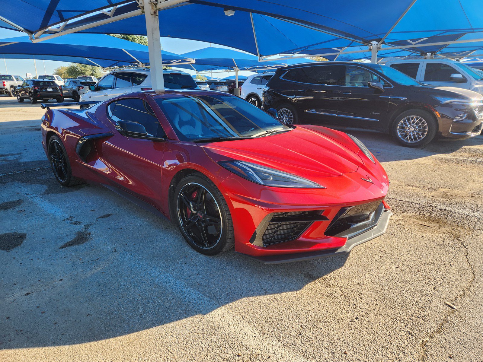 Used 2025 Chevrolet Corvette Stingray Premium Cpe w/ Z51 Performance Package RWD image 1