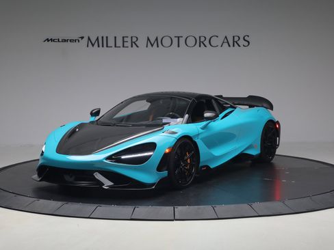 Used 2022 McLaren 765LT RWD image 22