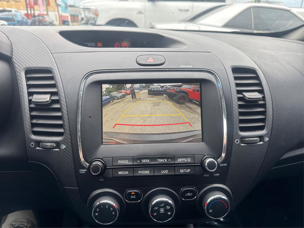 Used 2017 Kia Forte S FWD image 18